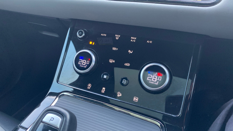 Land Rover Range Rover Evoque 1.5 P300e R-Dynamic SE 5dr Auto Hatchback